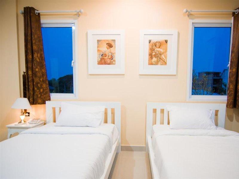 Boonsiri Boutique Hotel Sisaket Екстериор снимка